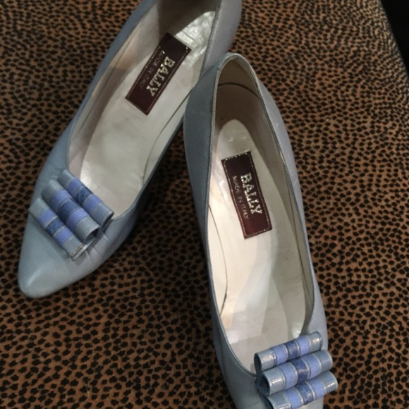 Gorgeous pale blue Bally pumps! - Picture 3 of 12
